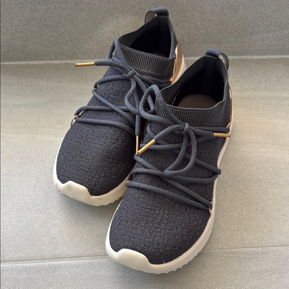 Adidas Gray Sneakers with Gold Detail Ultima